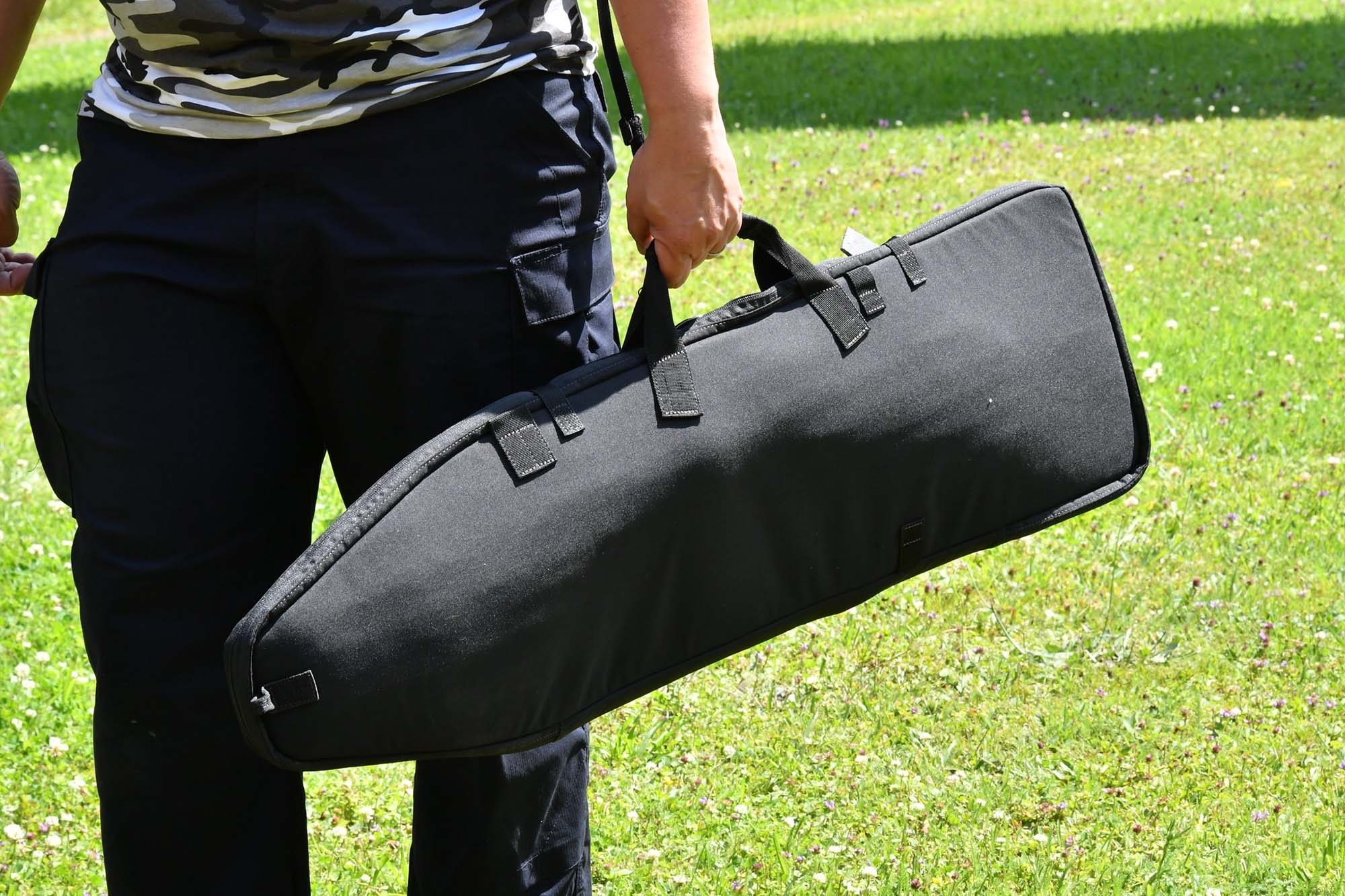 legge: Confisca di arma per trasporto senza il titolo valido: è sempre automatica?