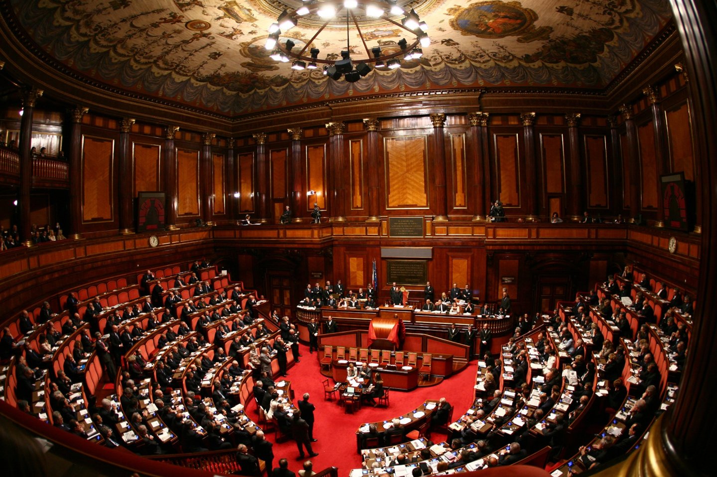 Conversione in legge del D.L. 7/2015: ancora un pericolo per gli onesti cittadini!