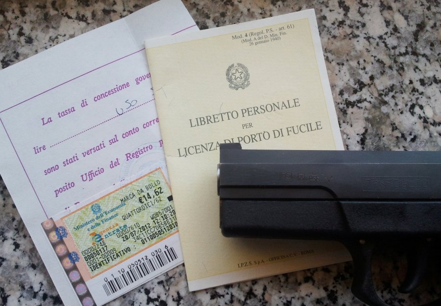 Detenzione armi e certificato medico obbligatorio Detenzione armi e certificato medico obbligatorio