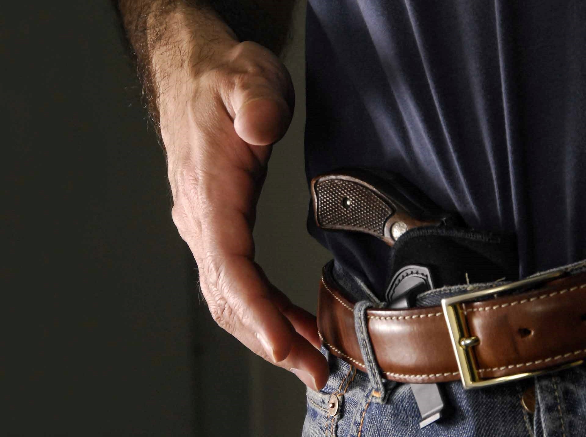 legge: Focus sul porto di pistola per difesa personale