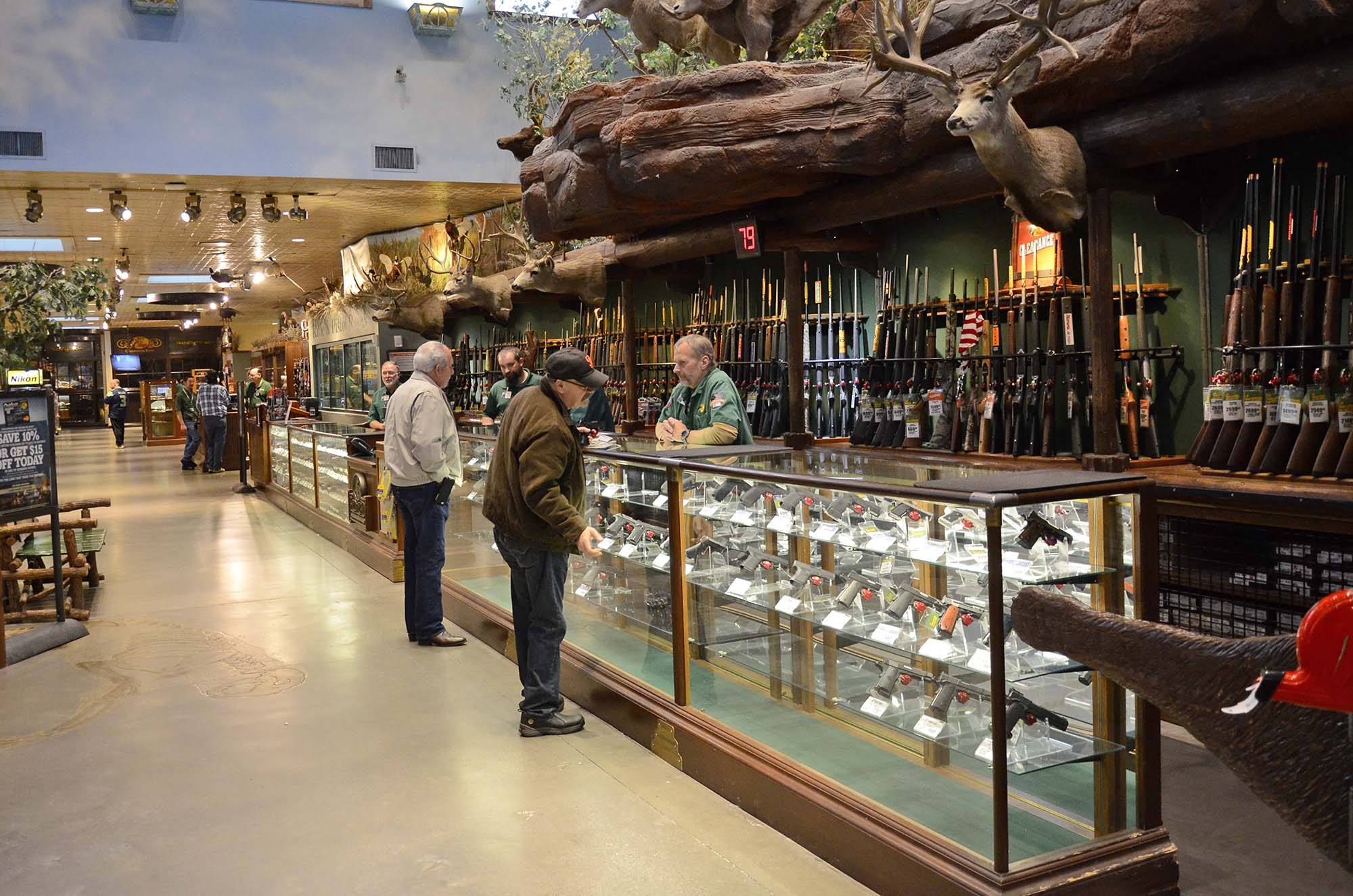 legge: Leggi sulle armi nel mondo