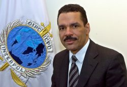 Cittadini armati? Gli agenti di Polizia negli USA dicono "si"! Cittadini armati? Gli agenti di Polizia negli USA dicono "si"!