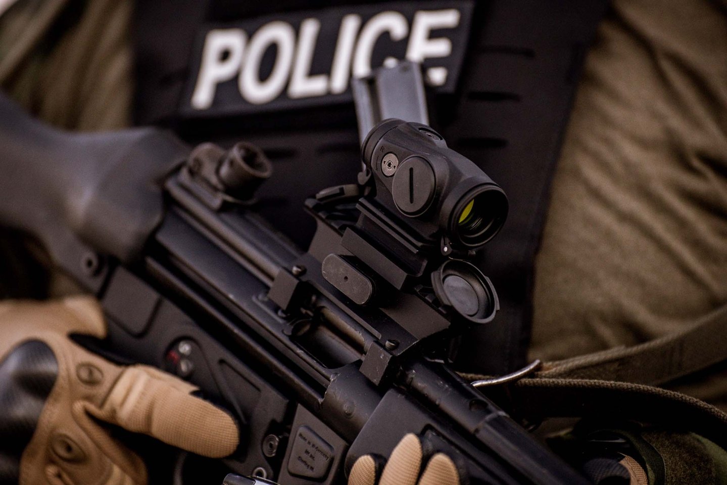 Progettato per le moderne forze dell'ordine: Aimpoint lancia il nuovo mirino a punto rosso Duty RDS Nuovo mirino Aimpoint Duty RDS