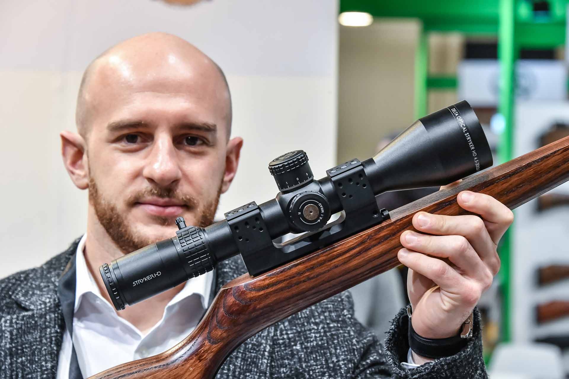 delta-optical: Delta Optical Stryker HD 4.5-30x56 FFP, cannocchiale per le lunghe distanze delta-optical: Delta Optical Stryker HD 4.5-30x56 FFP, cannocchiale per le lunghe distanze