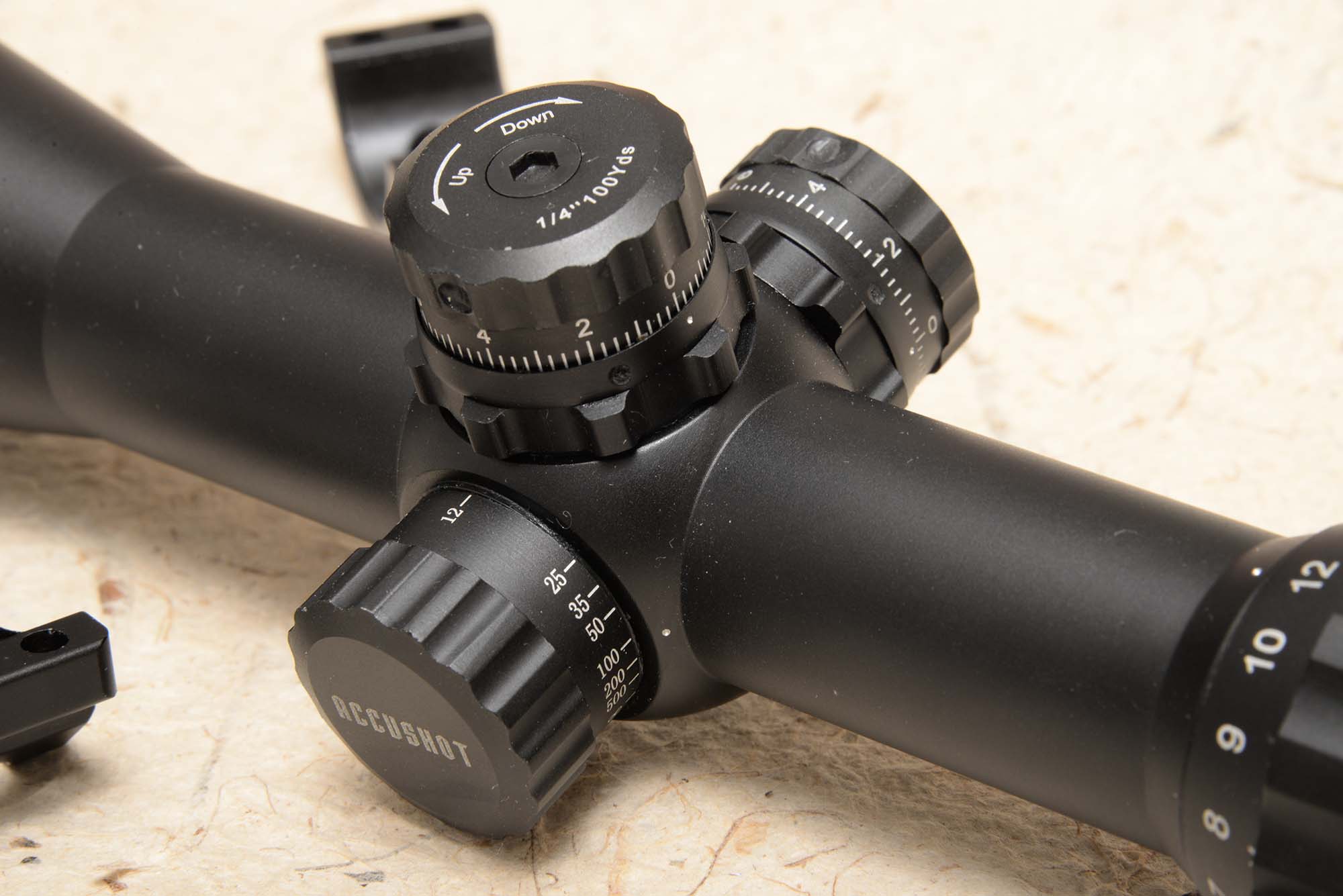 UTG Accushot 3-12x44 UTG Accushot 3-12x44