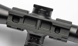 Schmidt & Bender PM II 3-20x50 LP Double Turn, il grande cannocchiale tedesco Base di montaggio del cannocchiale di puntamento Schmidt & Bender PM II 3-20x50 LP Double Turn