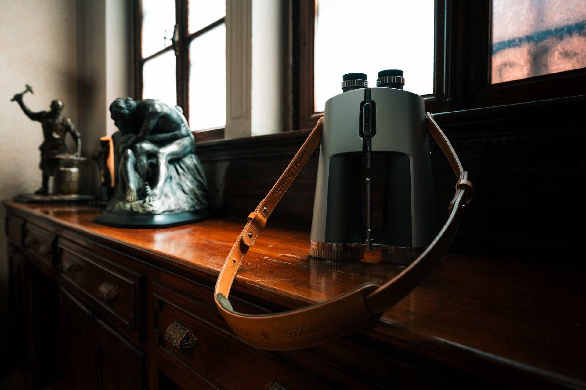 steiner-optics: Cinquecento anni di Beretta: un binocolo Steiner in edizione limitata per celebrare il traguardo.  