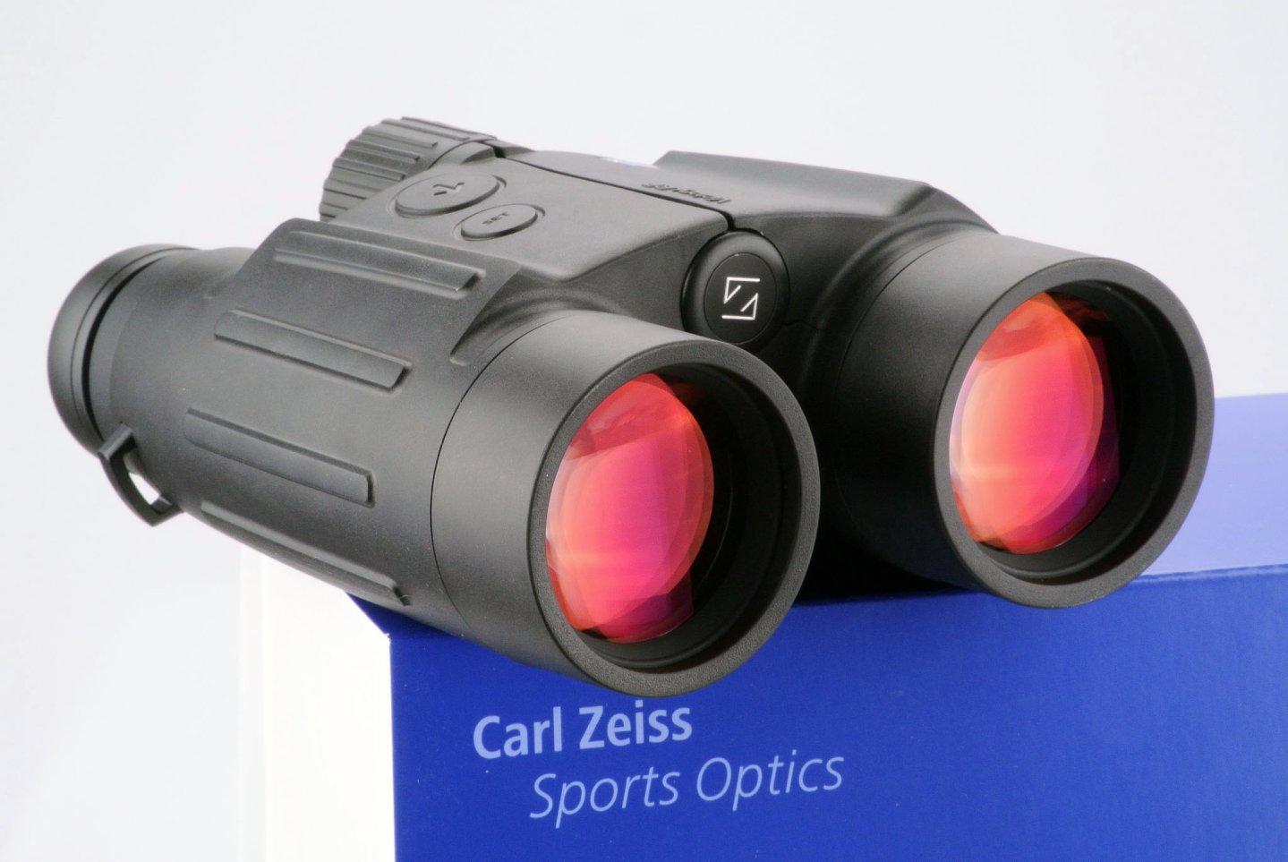 Zeiss Sport Optics 8x45 T*RF Binoculars Zeiss Sport Optics 8x45 T*RF Binoculars