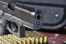 Test: in poligono con la GLOCK 45 calibro 9 mm, un incrocio tra la G17 e la G19 Volata della pistola GLOCK 45 calibro 9 mm