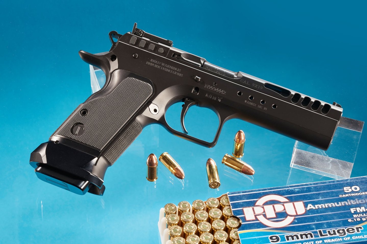 Tanfoglio T97 Custom Total Black con munizioni