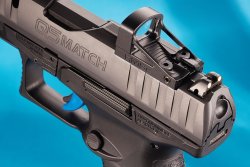 Test: Walther Q5 M2 Match in calibro 9mm, una pistola da competizione di fascia alta Walther Q5 M2 Match con Shield RMSc