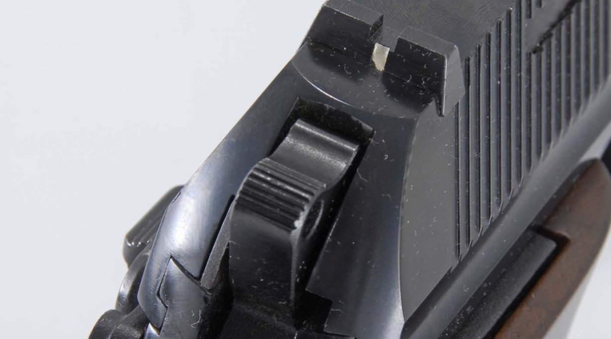 Beretta 93R 