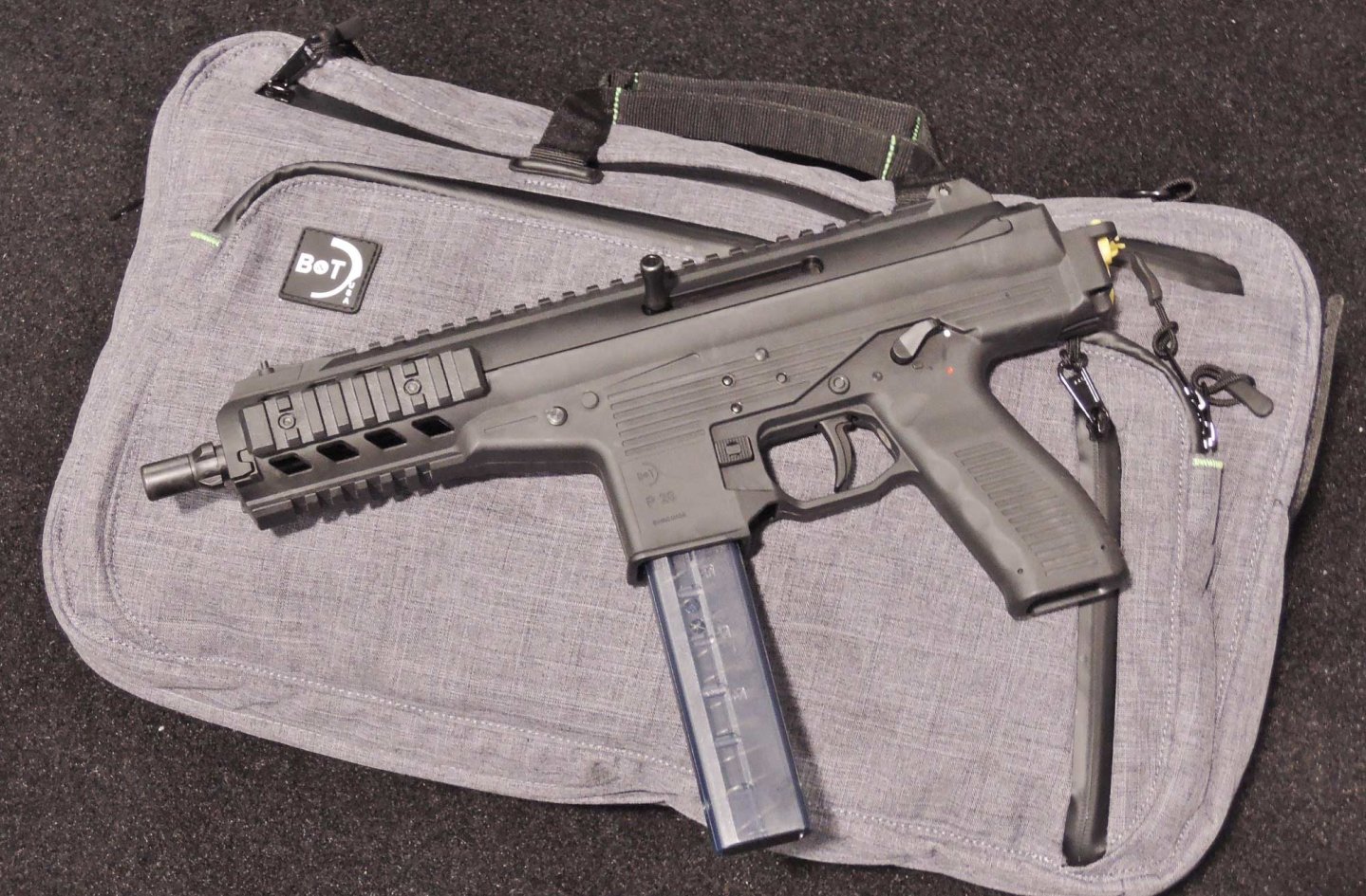 B&T P26 pistola semiautomatica