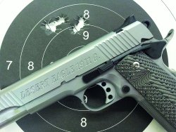 Bul-Magnum Research Desert Eagle 1911 G. calibro .45 Acp Rosata con munizioni Fiocchi