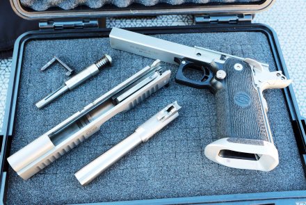 BUL SAS II Standard cal. 9x21 smontata nella sua valigetta