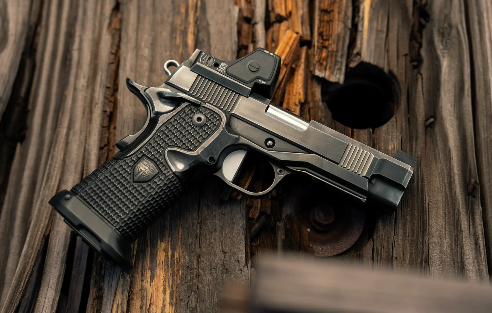 cabot-guns: Cabot Rebellion MAX: la 1911 bifilare superleggera