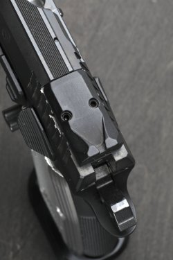 Test: CZ Tactical Sports 2. La nuova generazione della classica pistola IPSC della Ceská Zbrojovka Test: CZ Tactical Sports 2. La nuova generazione della classica pistola IPSC della Ceská Zbrojovka