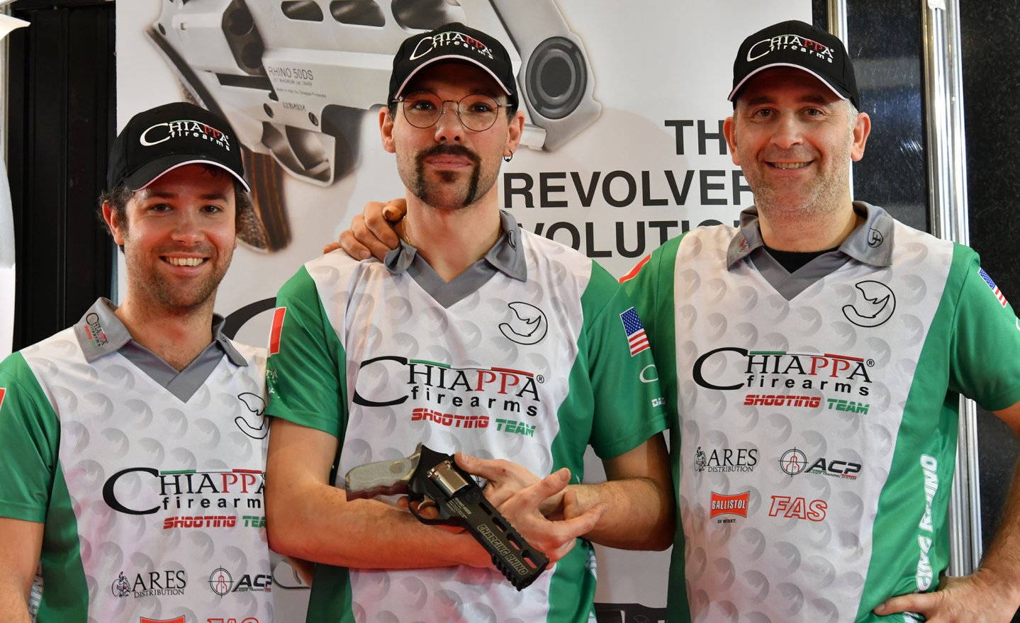 Chiappa Firearms: la squadra di tiro Squadra di tiro Chiappa