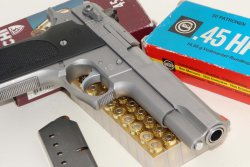 Semiautomatiche Smith & Wesson pistole semiautomatiche Smith & Wesson con fusto in acciaio