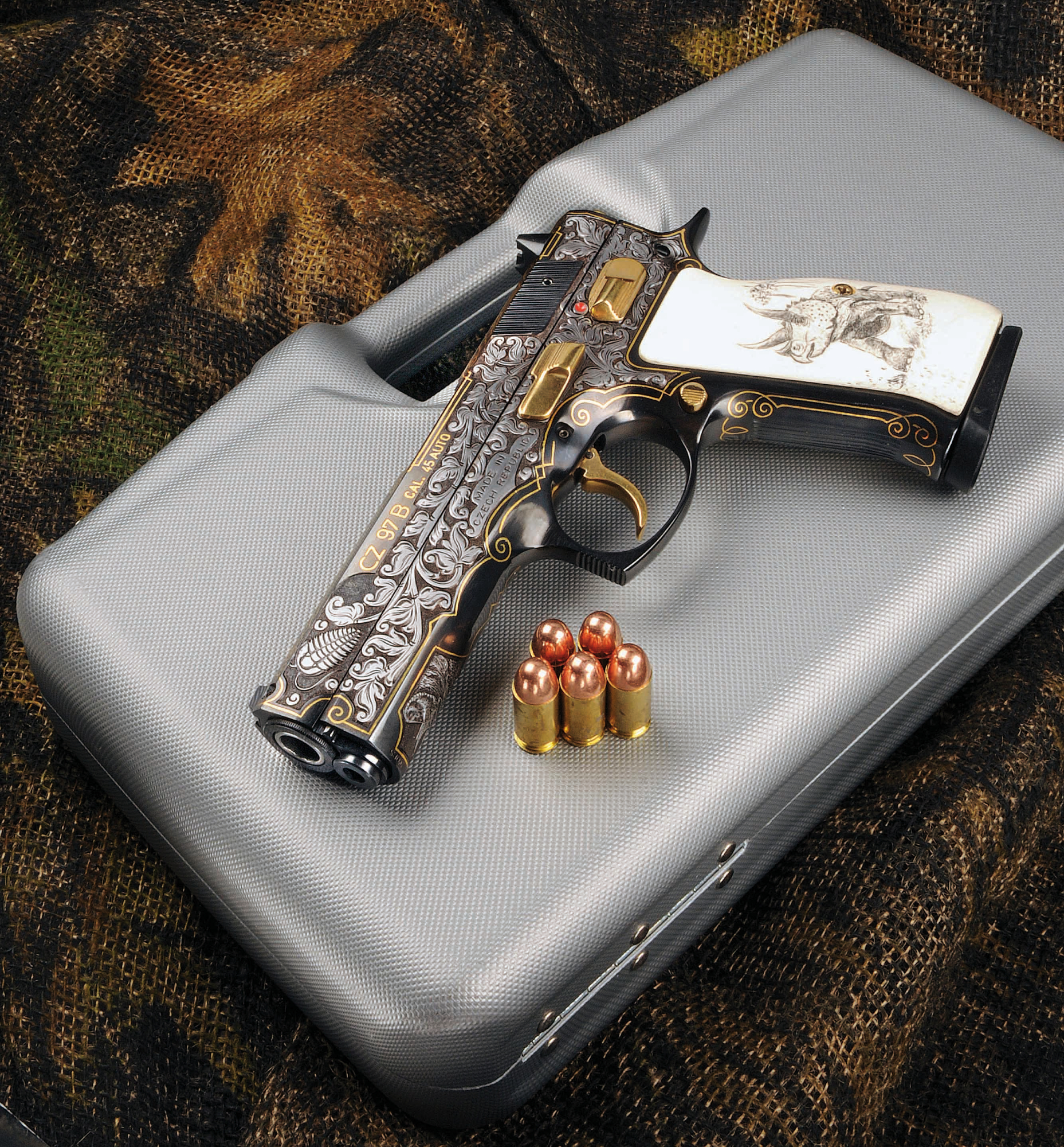 cultura: Armi Shop ottobre 2016: tutti i contenuti del nuovo numero