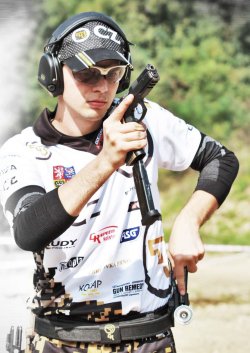 CZ75 SP-01 Shadow Bignami S.p.A. distribuisce in Italia la pistola semi-automatica CZ75 SP-01 Shadow calibro 9x21mm