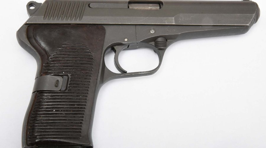 Vista lato destro della pistola CZ Vzor 52
