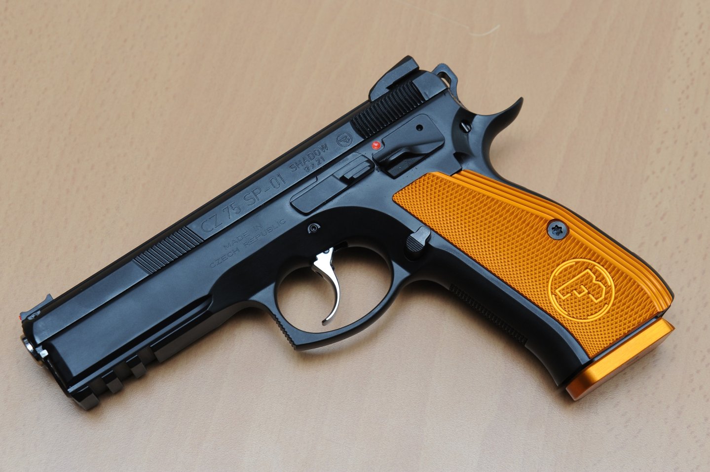 CZ-75 SP01 Shadow Orange CZ-75 SP01 Shadow Orange