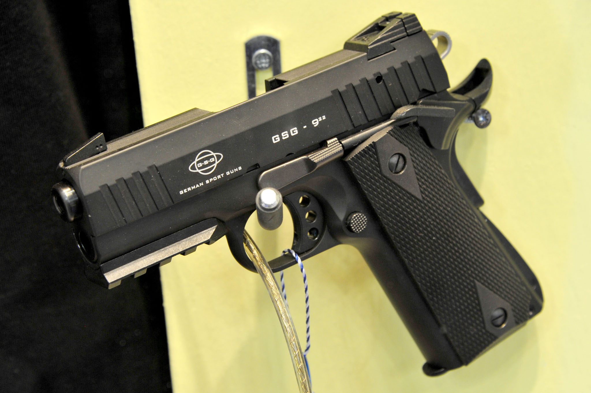 pistole: German Sport Guns GSG-922