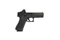 GLOCK presenta la nuova pistola ibrida G45 GLOCK e i modelli G17 e G19 MOS di quinta generazione La GLOCK 17 Gen5 in configurazione MOS con l'ottica reflex montata sul carrello