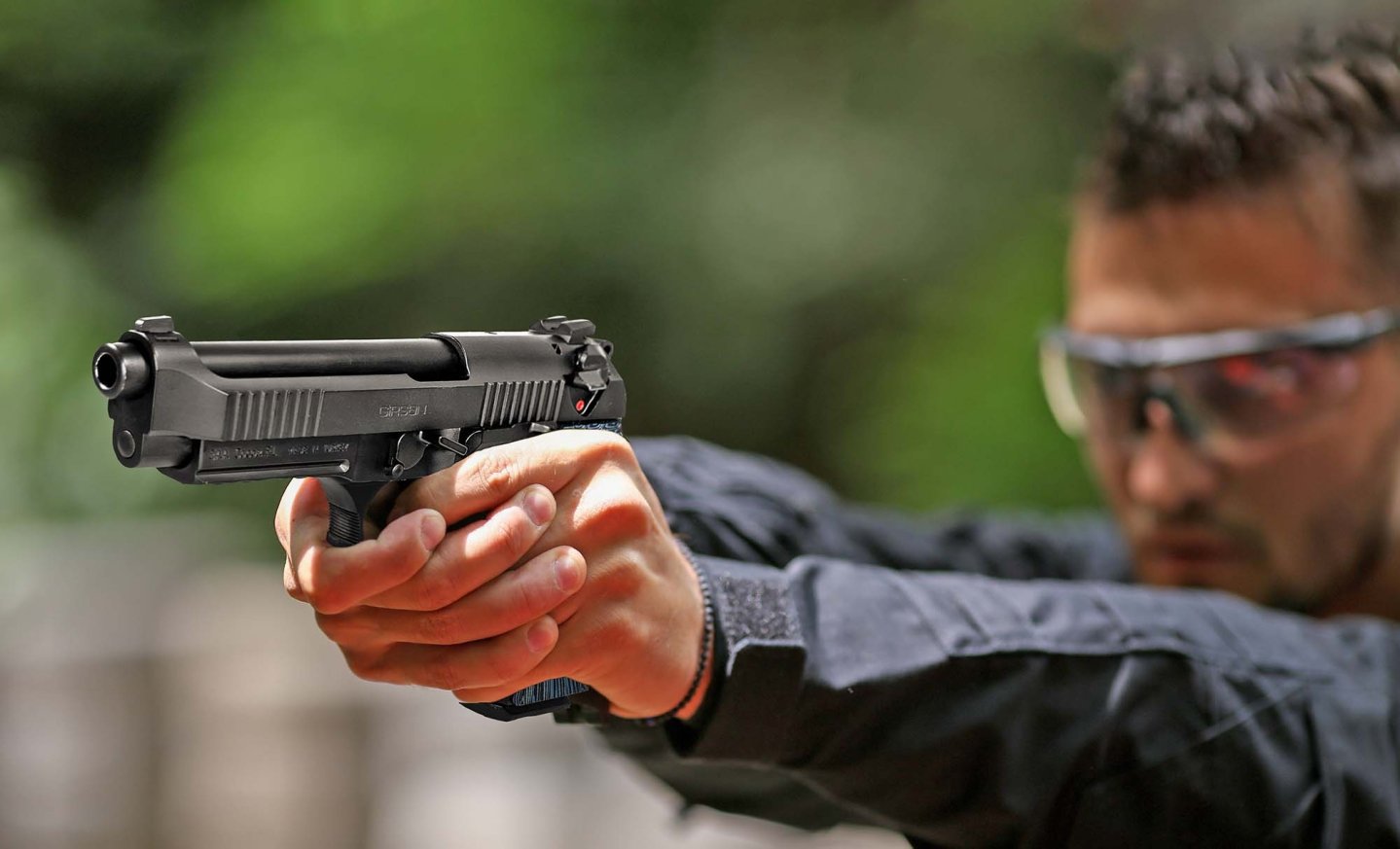 Girsan Regard MC: arriva la quarta generazione Tiratore con pistola Girsan Regard MC