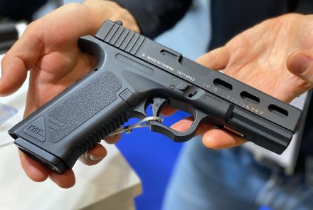 Jolly Softair a HIT Show, le pistole calibro 4,5mm di Bruni Jolly Softair BR-GAP calibro 4,5 mm BB