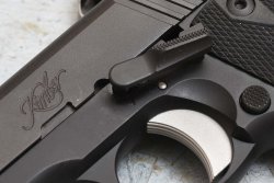 Pistola Kimber Micro Carry calibro .380 Auto Hold-open della pistola Kimber Micro Carry calibro .380 Auto