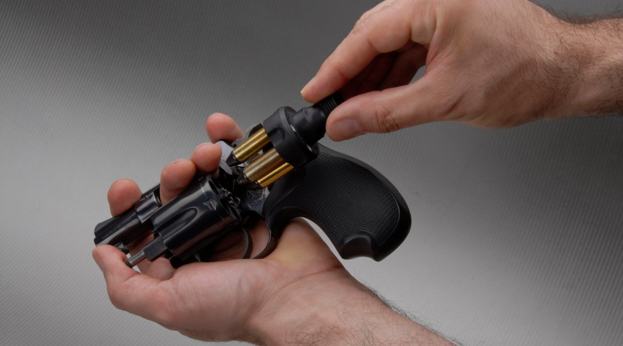 Uso revolver