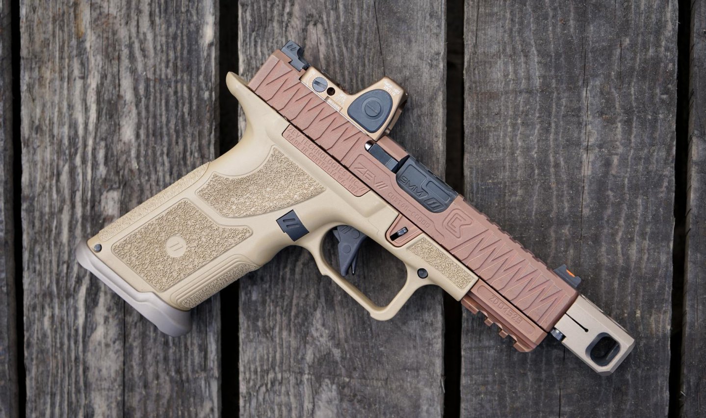 Novità ZEV: Christian Craighead OZ9, la pistola calibro dove tutto ha un significato Christian Craighead OZ9