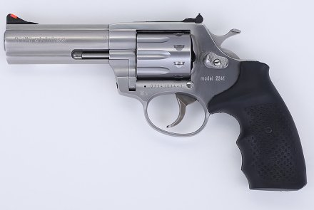 Revolver Alfa-Proj 241 