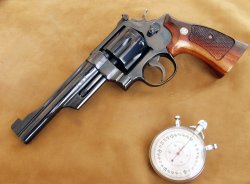 Revolver Smith & Wesson Highway Patrolman modello 28