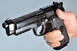 Arma corta da difesa Arma corta da difesa