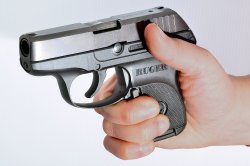 Arma corta da difesa Arma corta da difesa