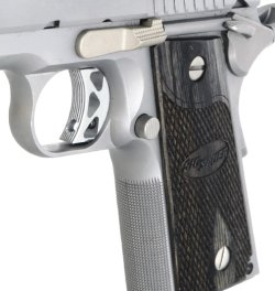 SIG-Sauer 1911 “Traditional Compact”
