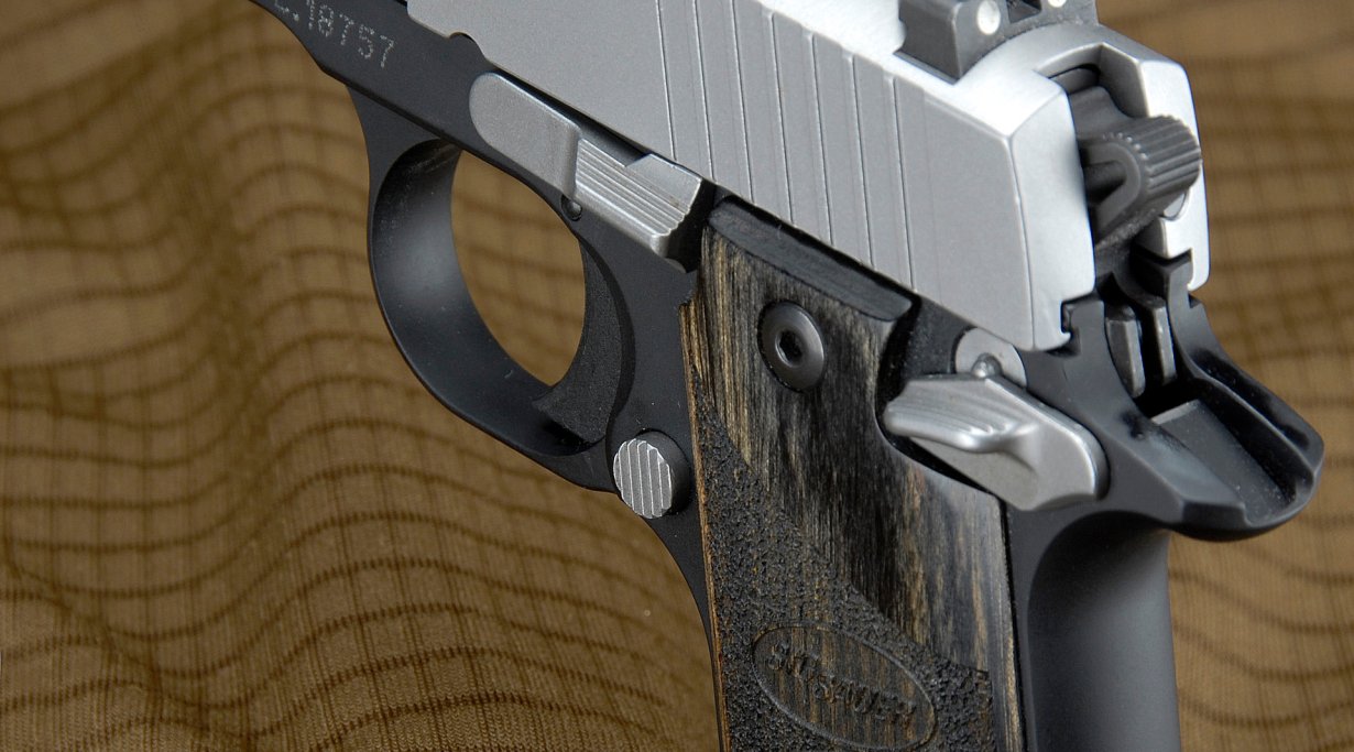 SIG-Sauer P238  
