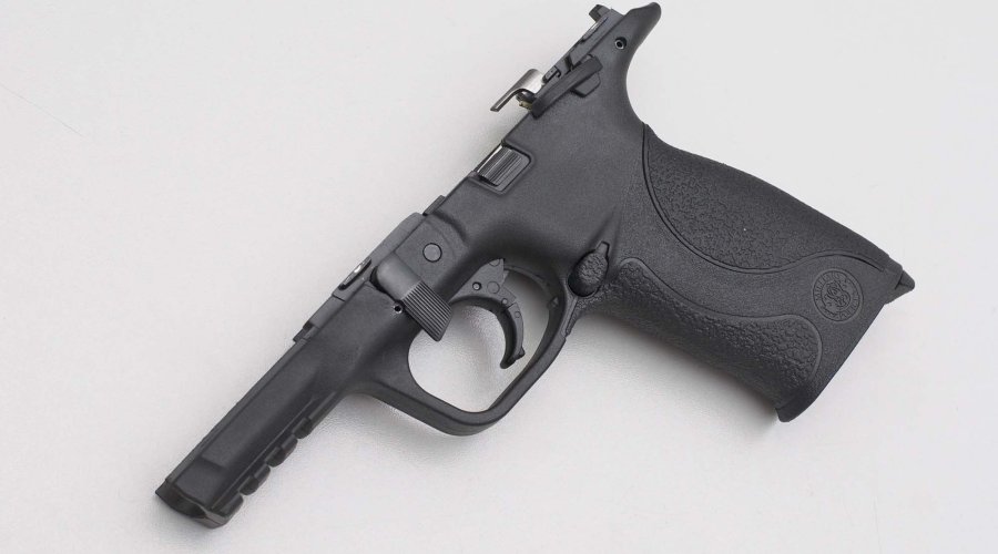 Smontaggio della pistola Smith & Wesson M&P9