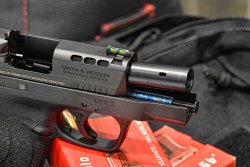 Smith & Wesson Military & Police Shield M2.0 Performance Center calibro .45 ACP Canna della pistola Smith & Wesson Military & Police Shield M2.0 Performance Center