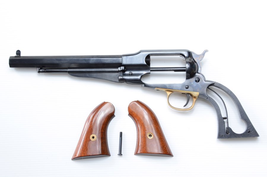 Remington 1858    Remington 1858