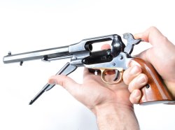 Remington 1858    Remington 1858