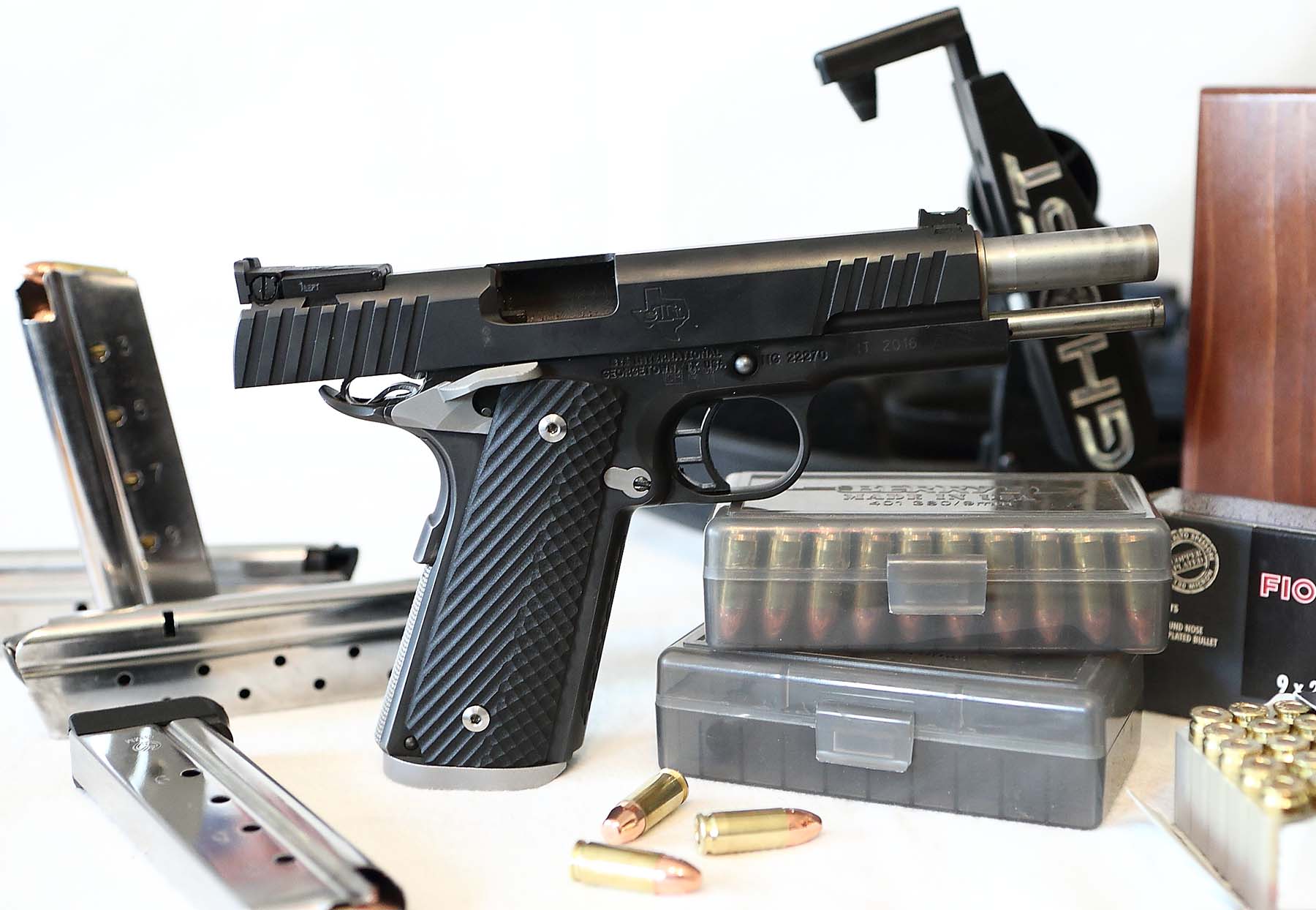 STI Champion, la 1911 sportiva in calibro 9x21 STI Champion posizione apertura