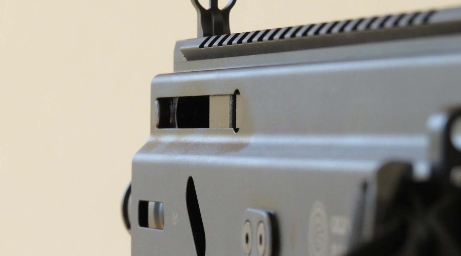 Stribog SP9 A3S in calibro 9x21, una pistola imbracciabile per difesa personale e compiti di polizia