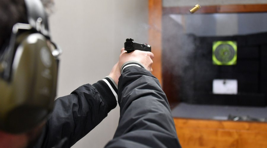 Prova di tiro con la pistola Arsenal Firearms STRYK-B