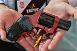 Nuovi colori per il revolver Taurus 856 Ultralight 2 taurus (1).jpg