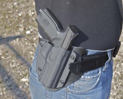 Test Steyr L9A1 Fondina