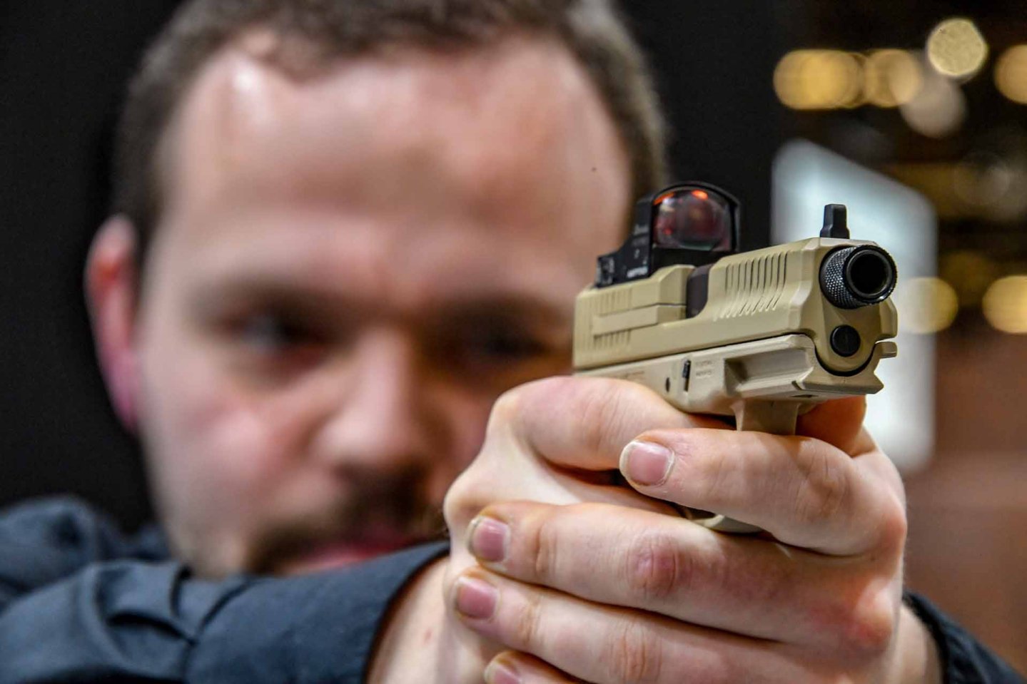 Nuovi prodotti dal distributore Waffen Ferkinghoff a IWA 2019 Pistola FMK Elite